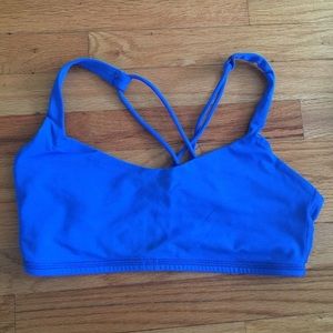 Lululemon sports bra size 6 / royal blue